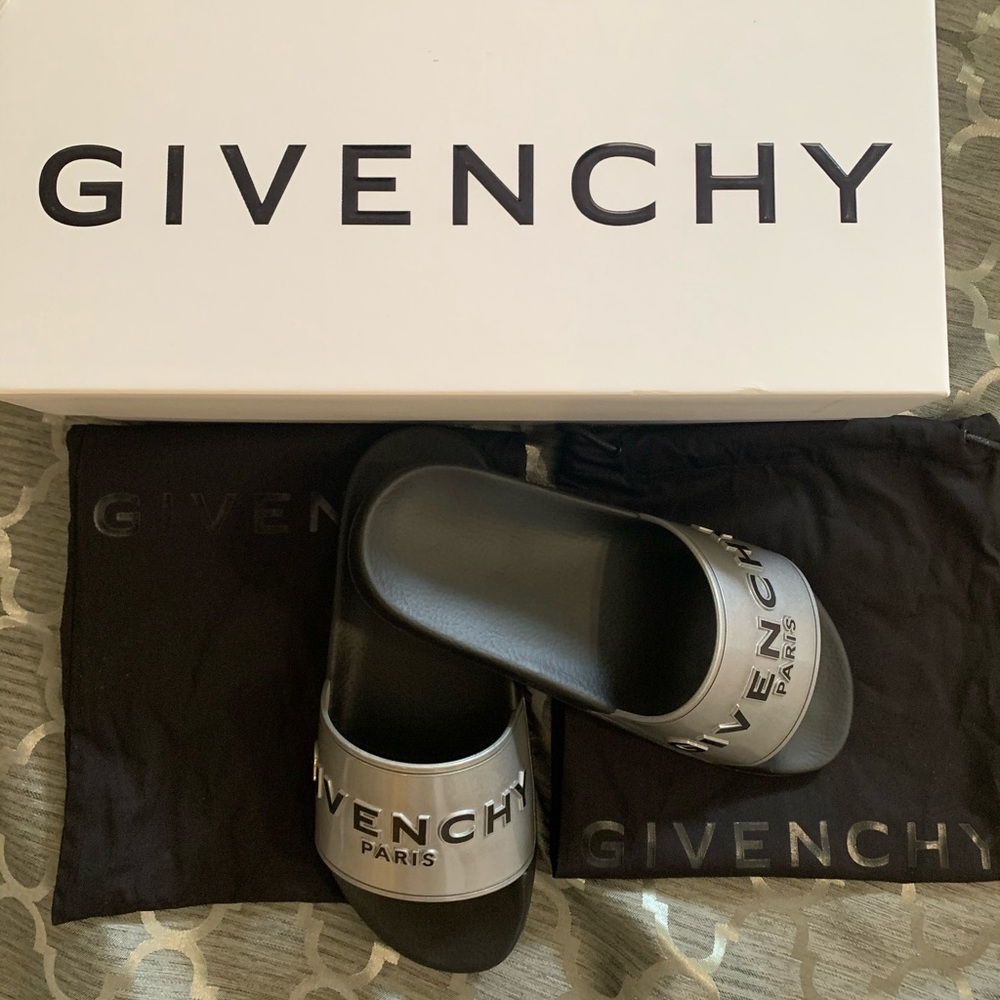 BRAND NEW GIVENCHY SLIDES (Never Worn) Size 7